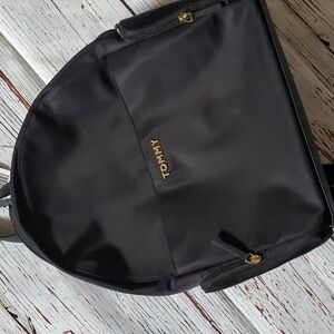 🆕️ TOMMY HILFIGER BLACK BACKPACK 🖤